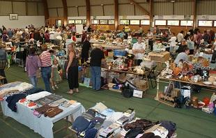 vide_grenier_1er_mai_jml5.jpg